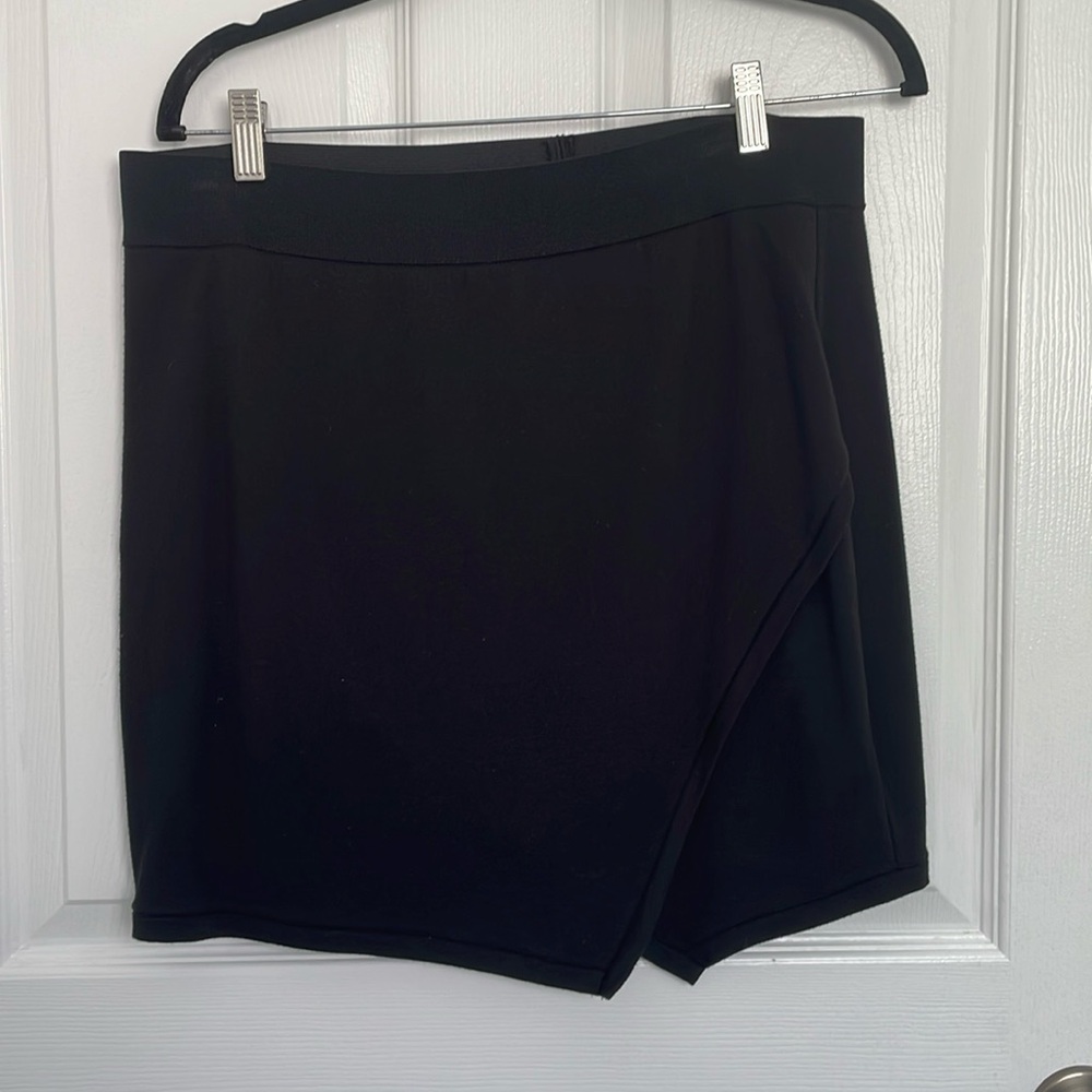 Black skirt